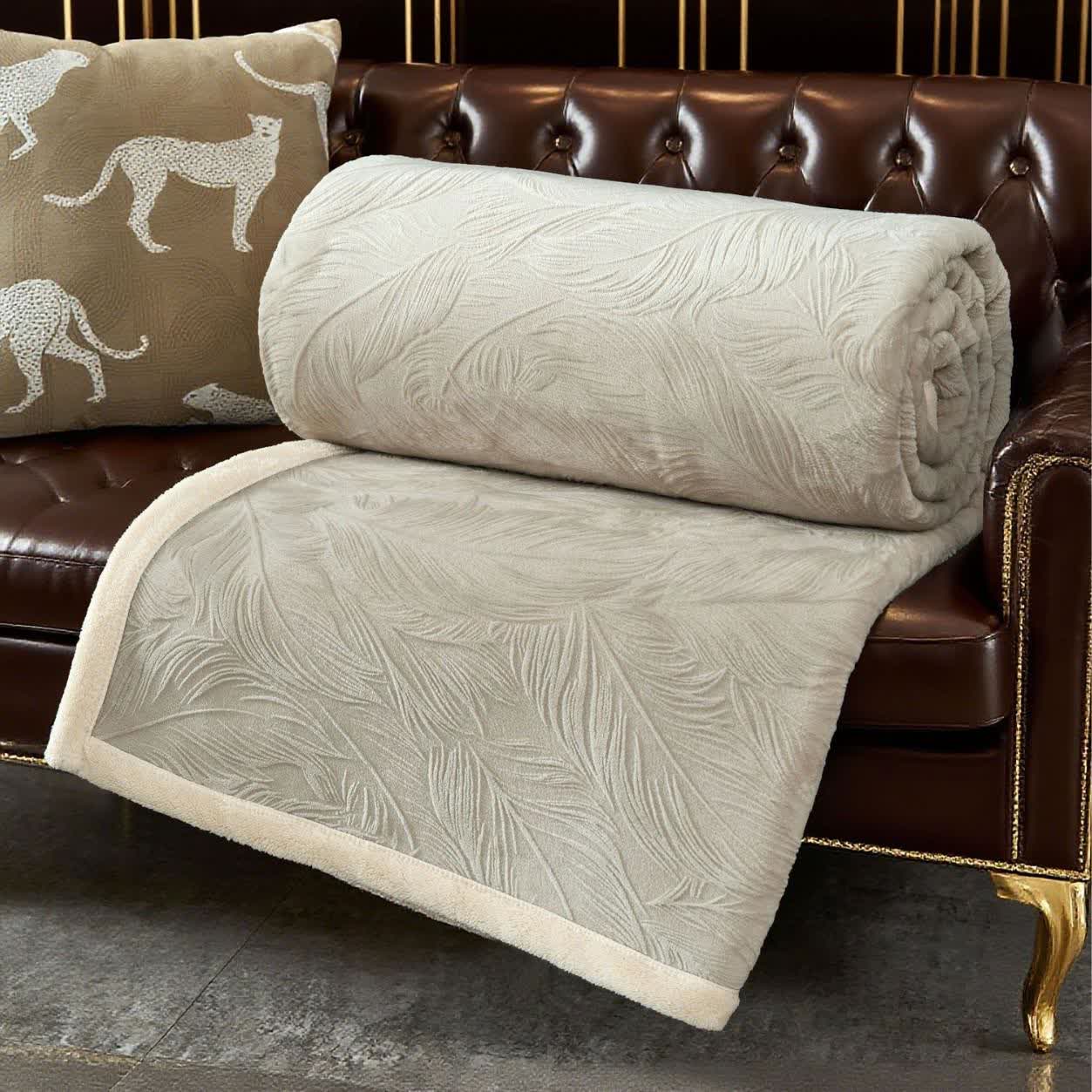 Leaf Textured Warm Throw Blanket