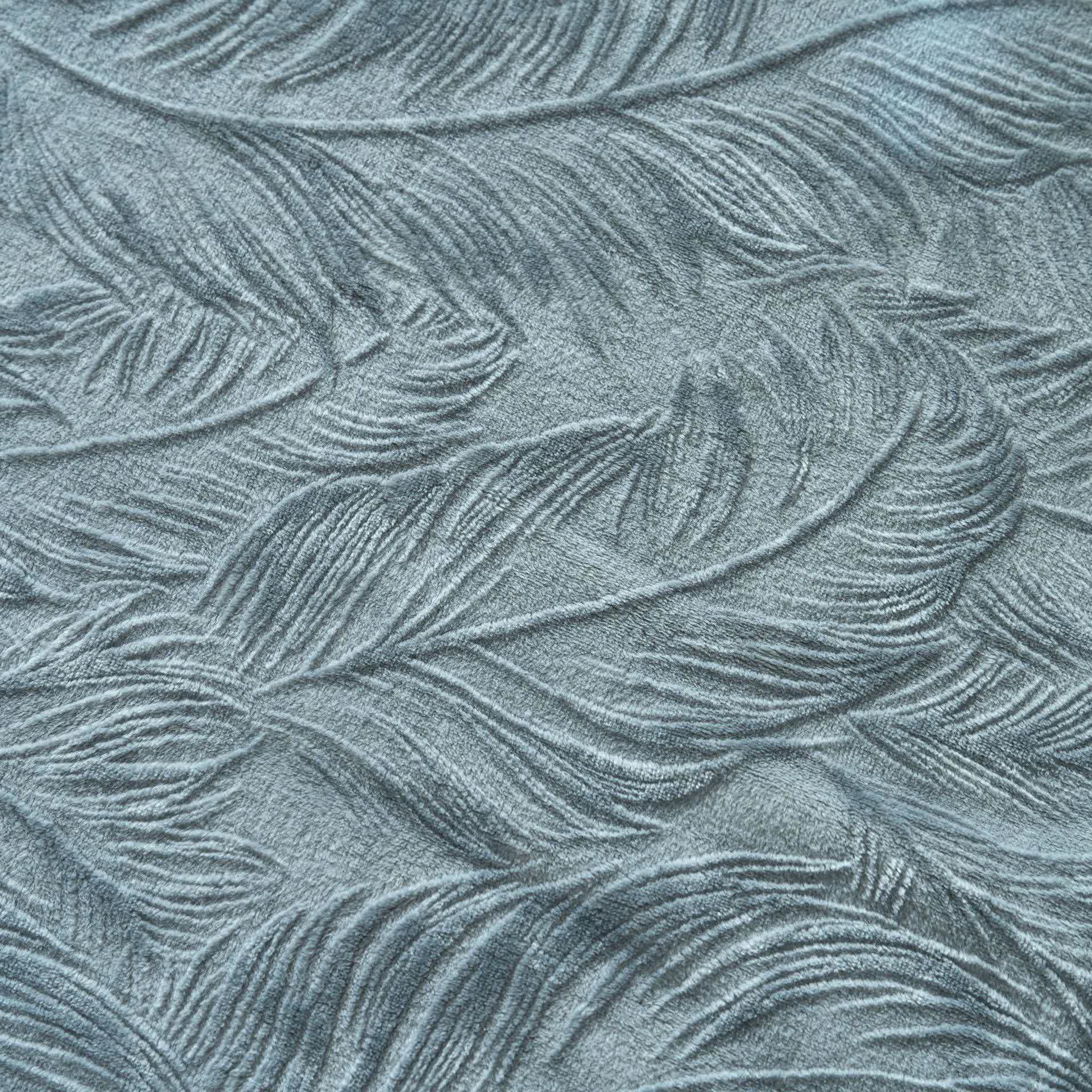 Leaf Textured Warm Throw Blanket