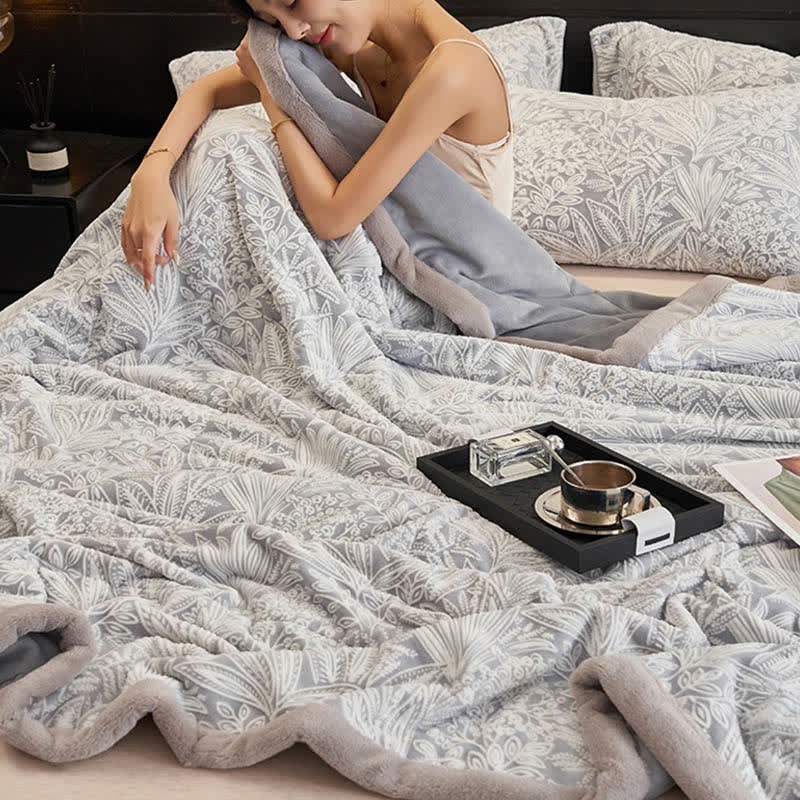 Floral Leaf Textured Warm Throw Blanket
