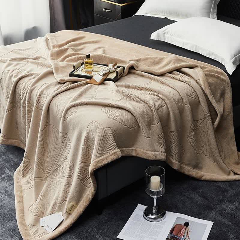 Ginkgo Leaf Textured Throw Blanket