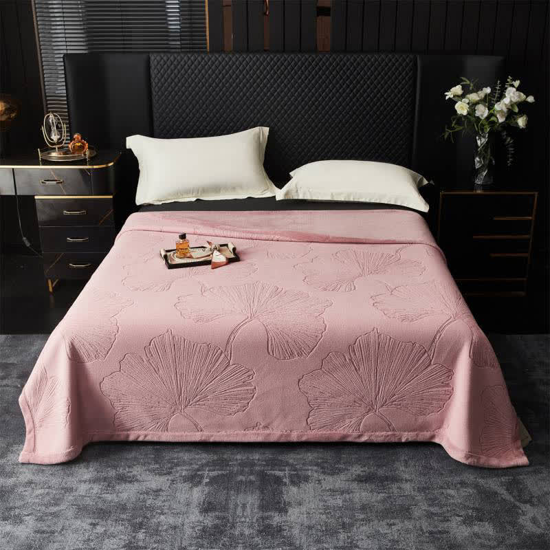Ginkgo Leaf Textured Throw Blanket
