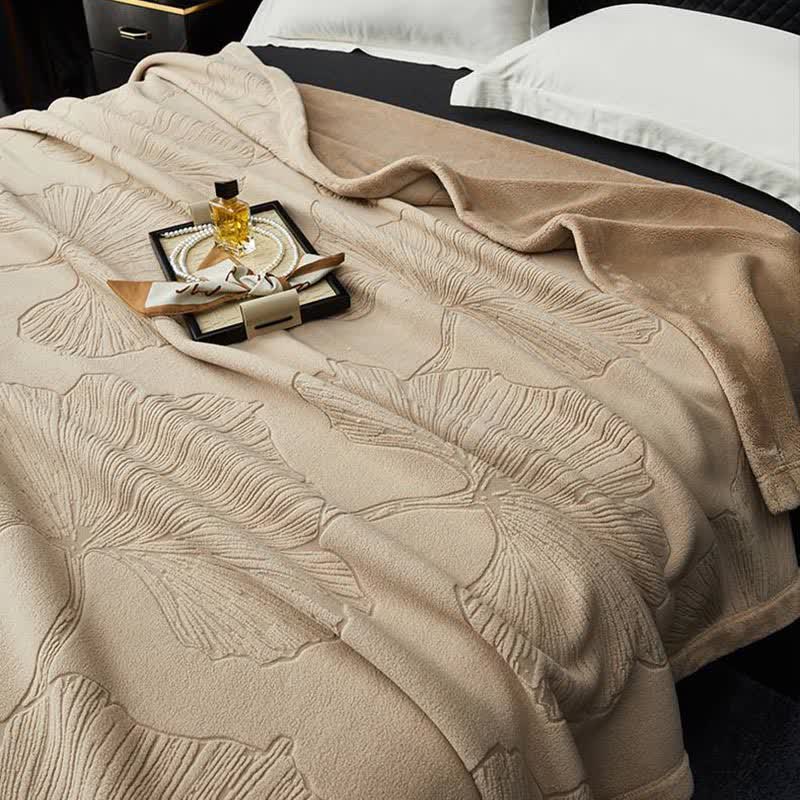 Ginkgo Leaf Textured Throw Blanket
