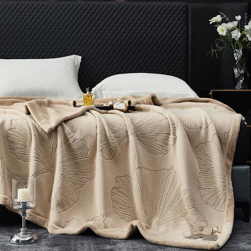 Ginkgo Leaf Textured Throw Blanket