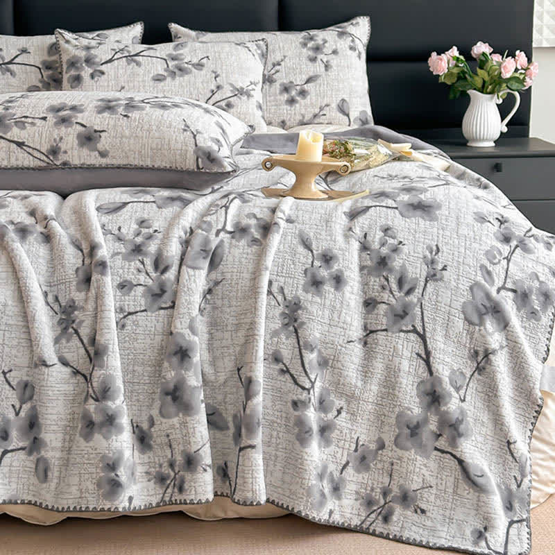 Plum Blossom Jacquard Throw Blanket