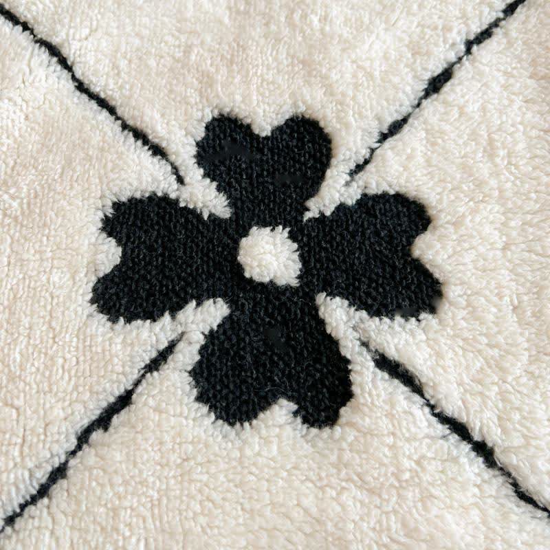 Diamond Checkered Flower Throw Blanket