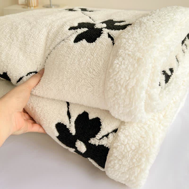 Diamond Checkered Flower Throw Blanket