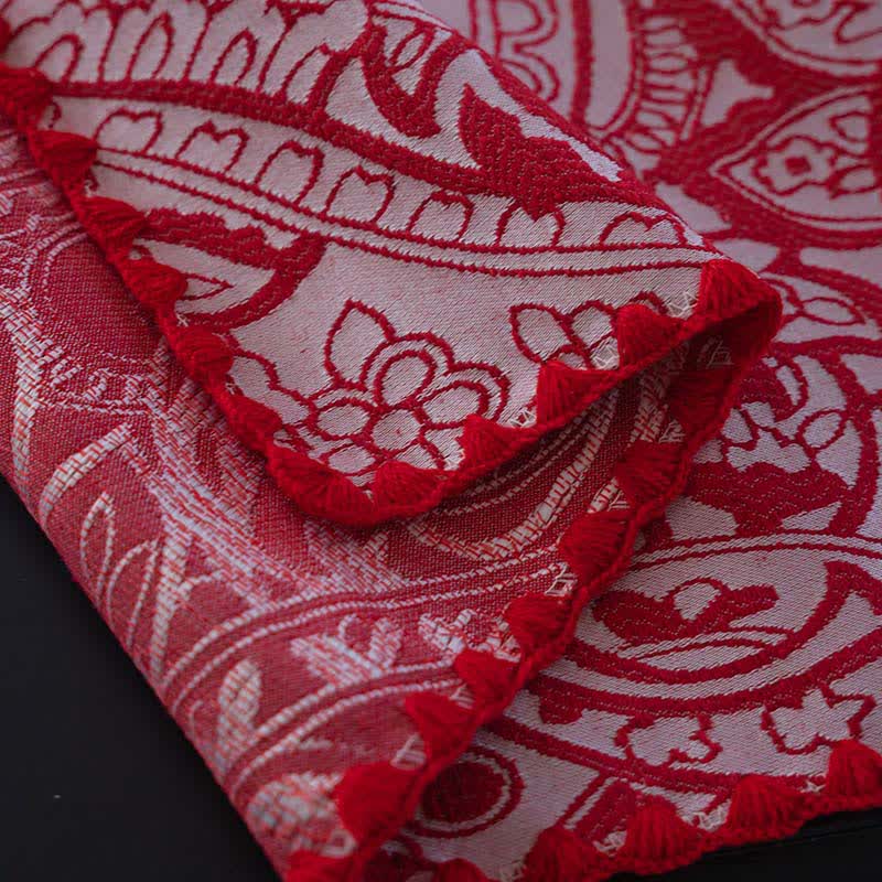 Ethnic Style Paisley Pattern Jacquard Tablecloth