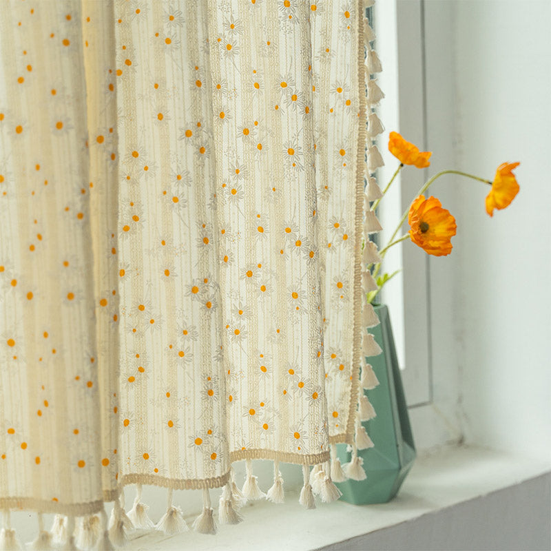 Beige Rustic Daisy Tier Curtain